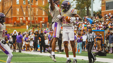 Miles secures SIAC Championship game spot